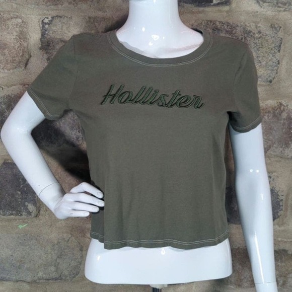 Hollister Cropped T-Shirt Army Green Embroidered Slim Tee Junior's Size Medium‎ - Picture 1 of 13